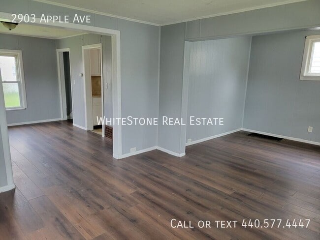 Building Photo - 2903 Apple Ave
