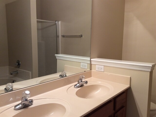 Building Photo - 1659 Canoe Creek Falls Dr