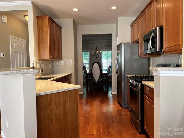 Building Photo - 4254 Piccadilly Ln