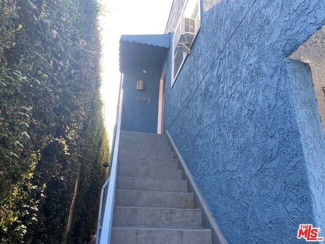 Building Photo - 4229 Gateway Ave