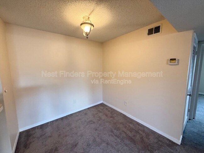 Building Photo - 10200 Belle Rive Blvd