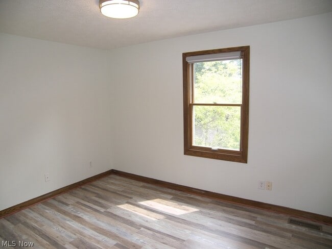 Building Photo - 32156 S Roundhead Dr