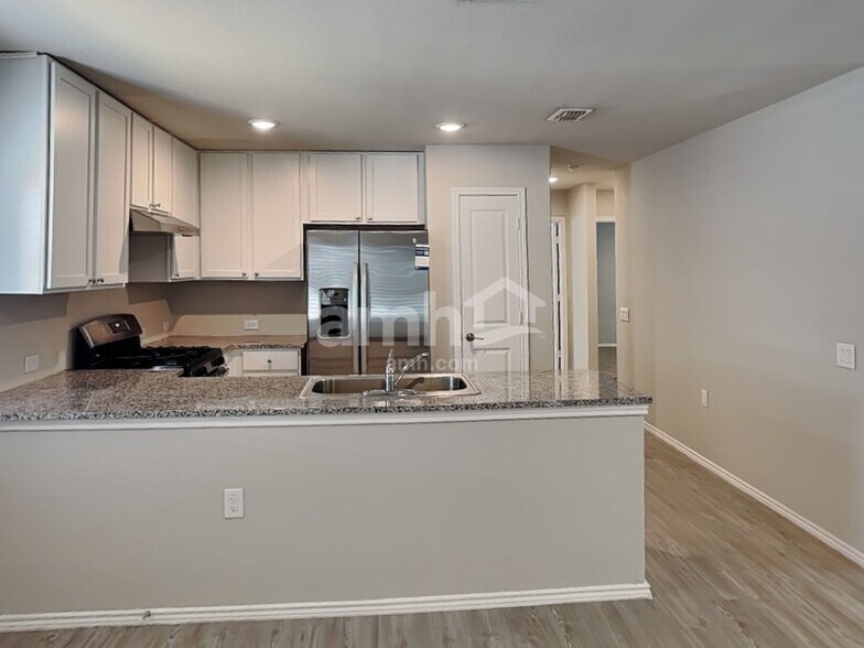 Building Photo - 4406 Meadowland Pl