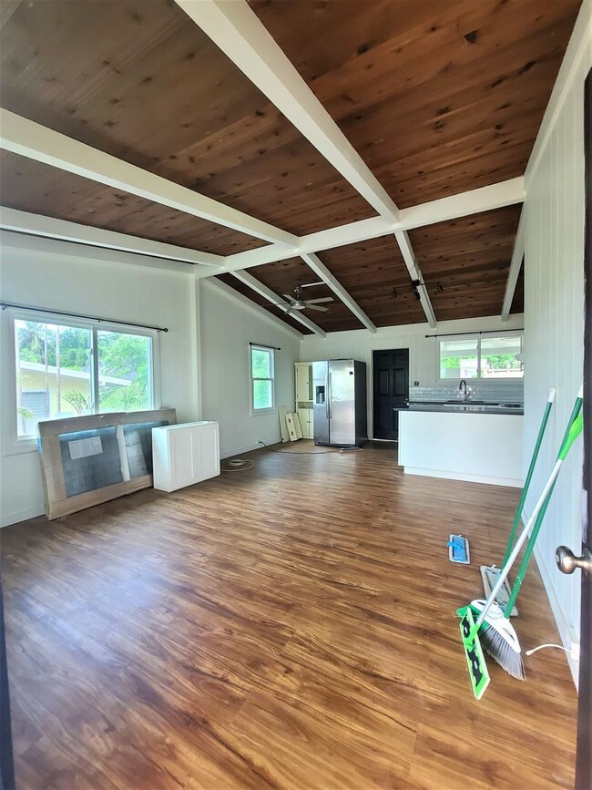 Building Photo - Keolu Hills - recent renovation on a dead end street