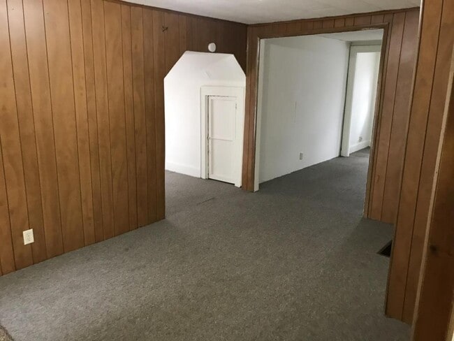 Building Photo - 75 S 19th St