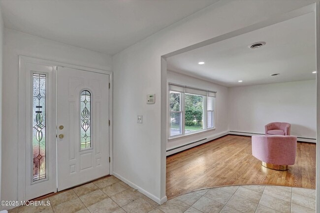 Building Photo - 125 Beechwood Ave
