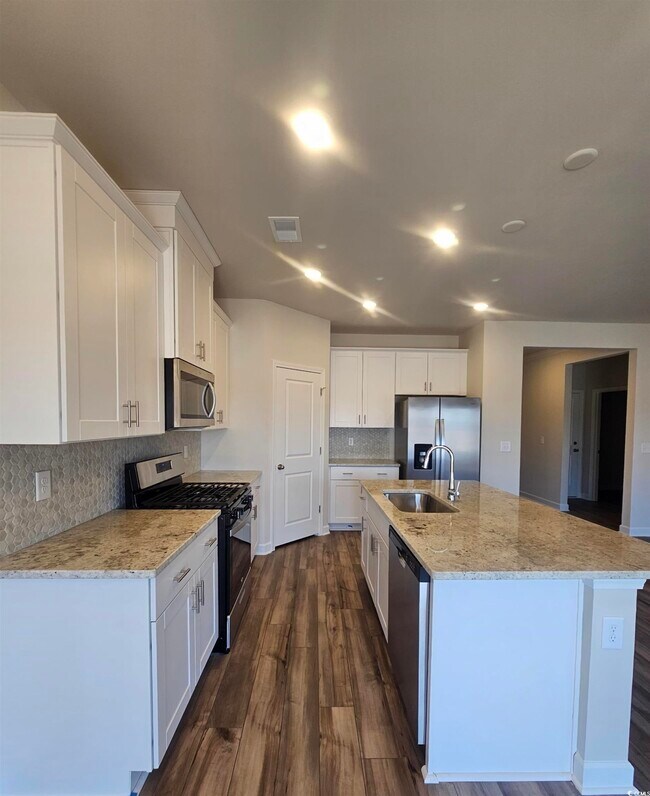 Building Photo - 315 Wades Way