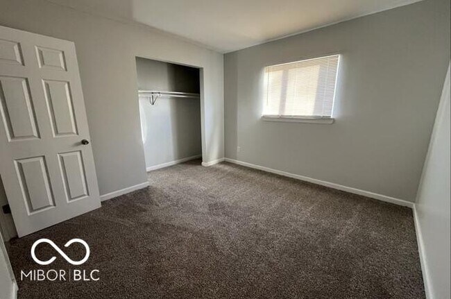 Building Photo - 1602 S Grant Ave