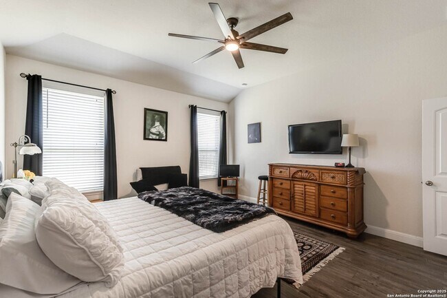 Building Photo - 8626 Pardner Ranch