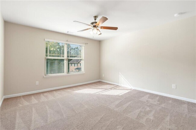 Building Photo - 5290 Clingman Ct