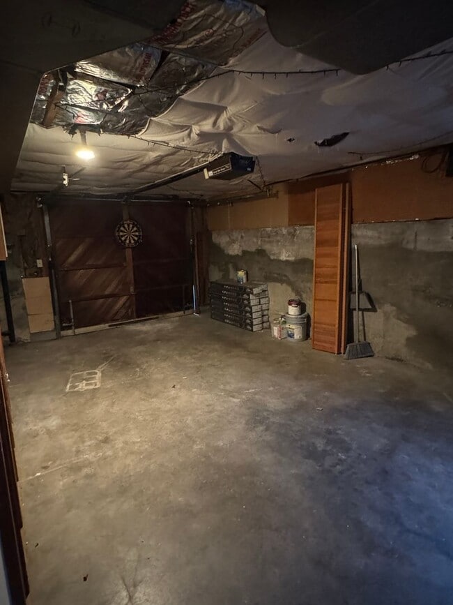 Building Photo - Ramesh House | Spacious 3x2 Available Now! | Rare Green Lake Home w/ Garage, Storage and Private ...