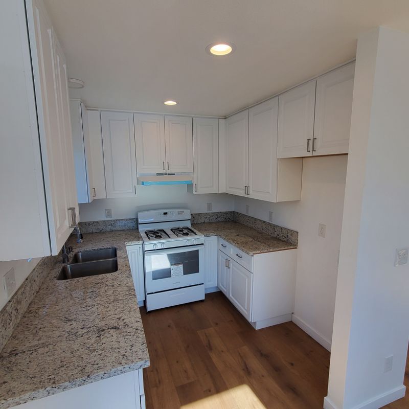 Building Photo - 7119 Mountain View Ave