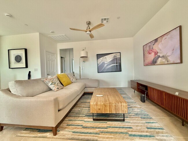Building Photo - Beautiful 3bd/3bath home