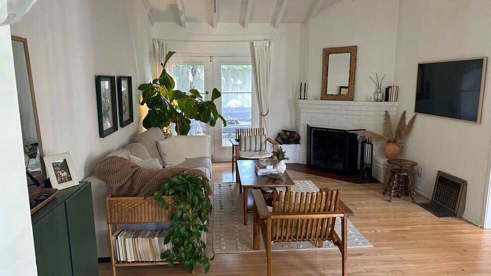 Living room decorated by current tenant - 11425 Cashmere St