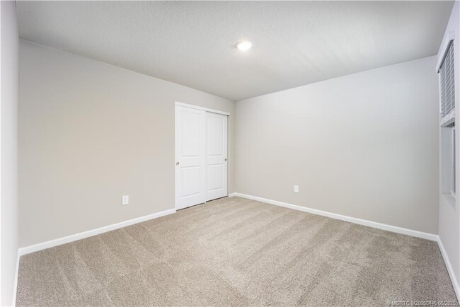Building Photo - 407 Salisbury Cir
