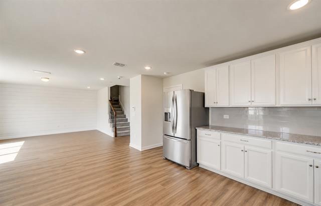 Building Photo - 1806 Aslynn Cir