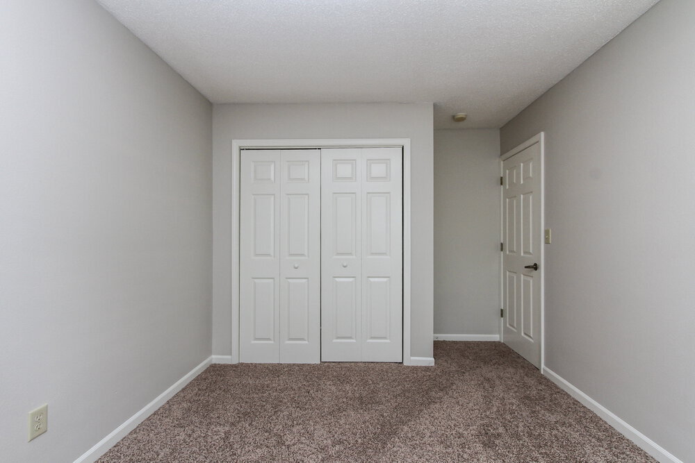 Building Photo - 47 W Flat Rock Dr