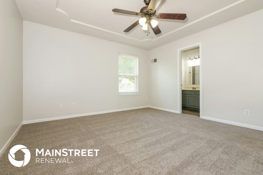 Building Photo - 118 NE 109th St