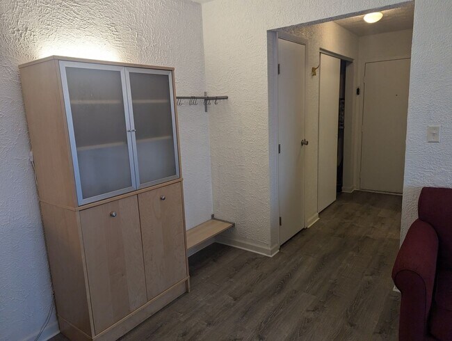 Building Photo - 2BR Condo in West Chester, **Pet Friendly-...