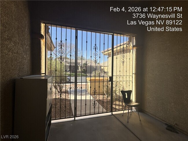 Building Photo - 3736 Waynesvill St