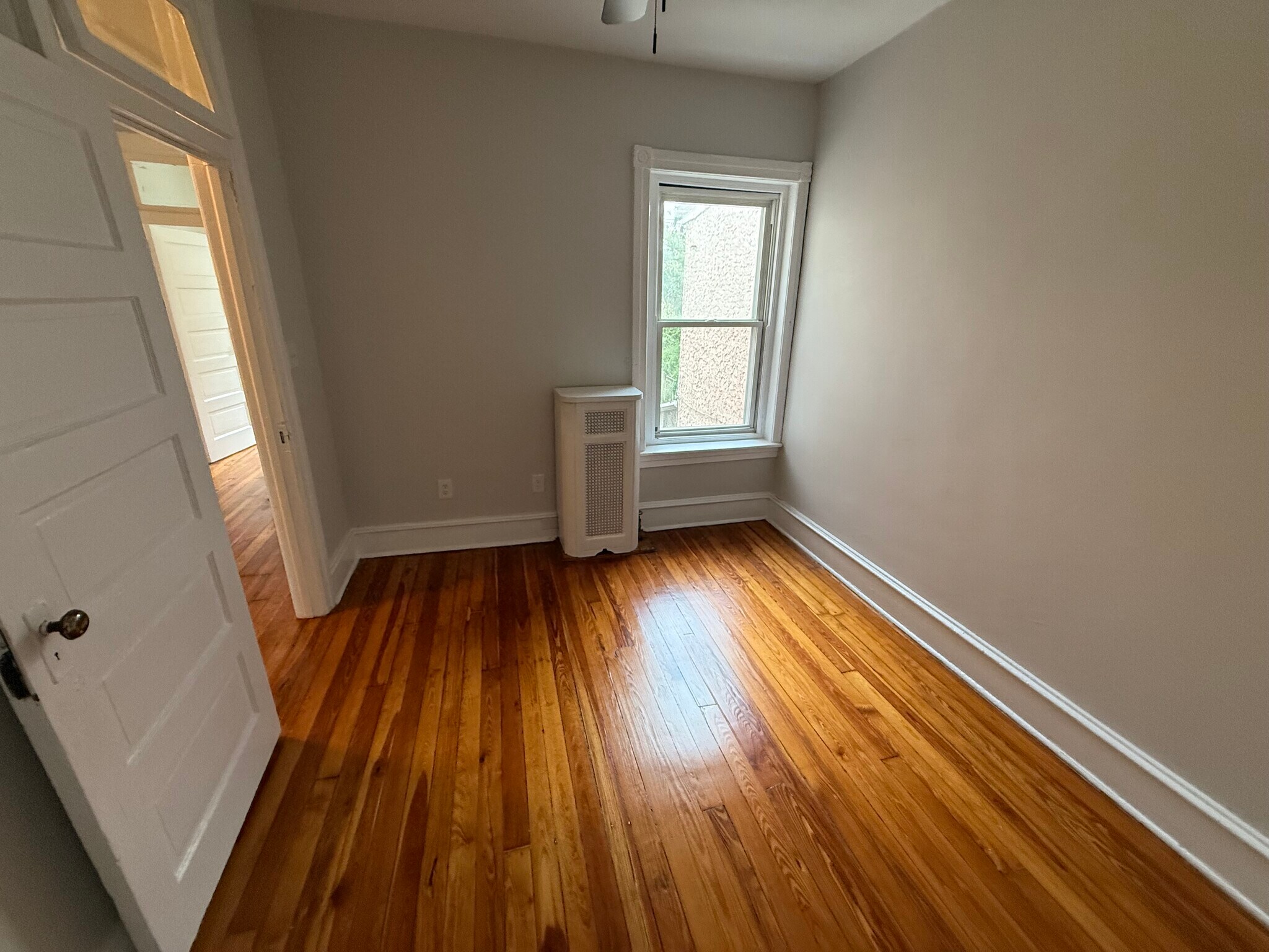 Building Photo - 5271 Ridge Ave