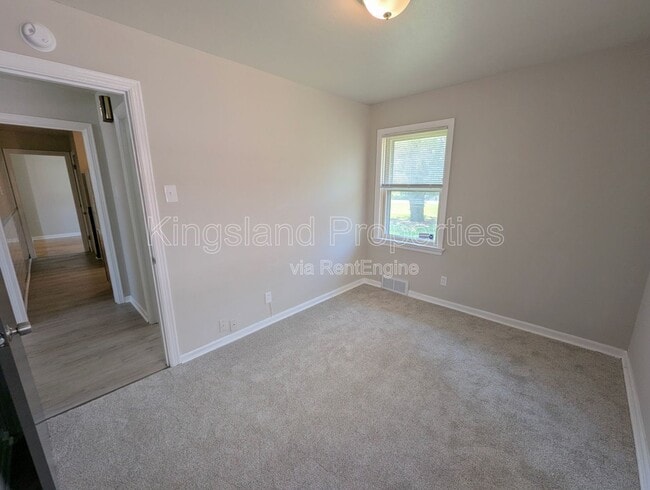 Building Photo - 9418 Pattonwood Dr