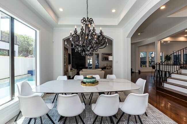 Building Photo - 1409 Indiana St