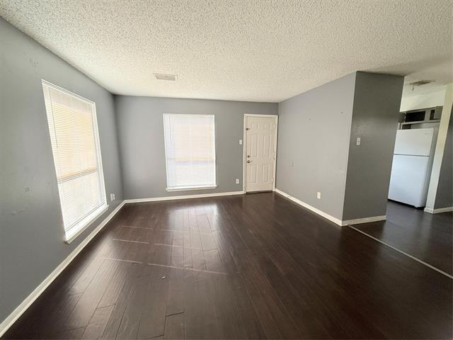 Building Photo - 2641 Santa Barbara Dr