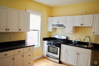 Building Photo - Stunning Renovated 4-Bedroom Near UMass