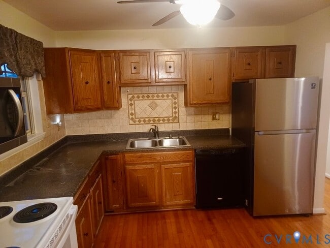 Building Photo - 13309 Nottingdale Dr