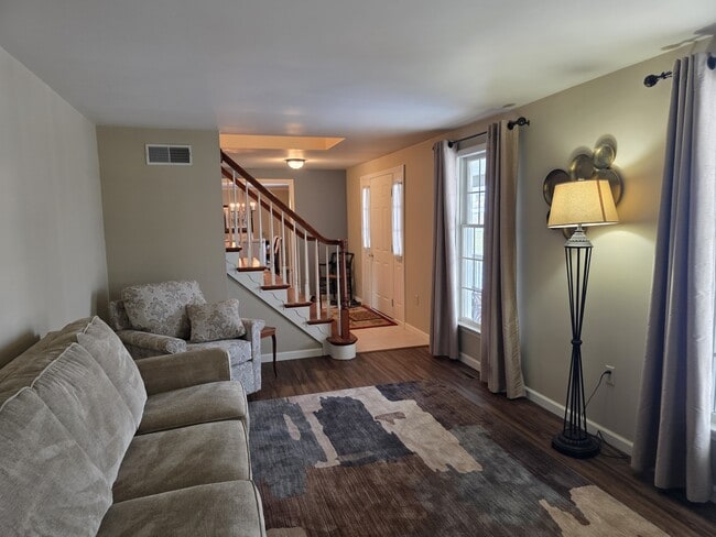 Building Photo - 411 Firehouse Rd