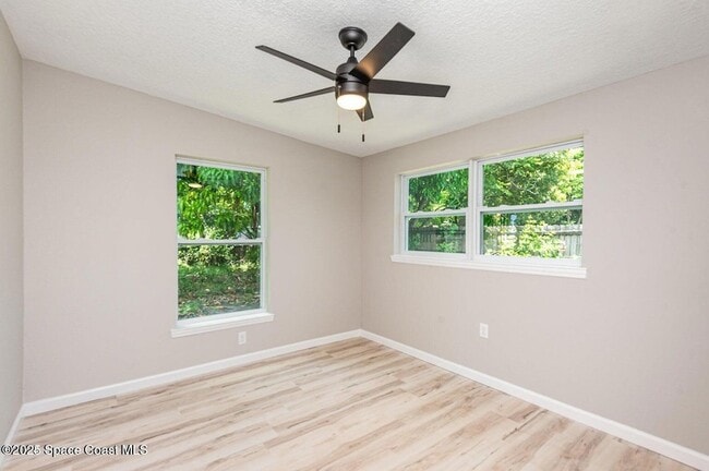 Building Photo - 2626 Sarno Rd