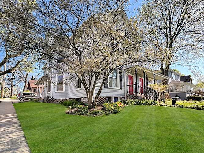 Building Photo - 140 Broadway