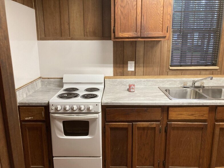 Building Photo - 179 Quarry Ln