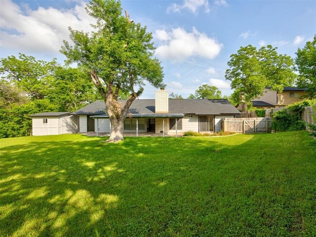 Building Photo - 7602 Pebble Brook Cove