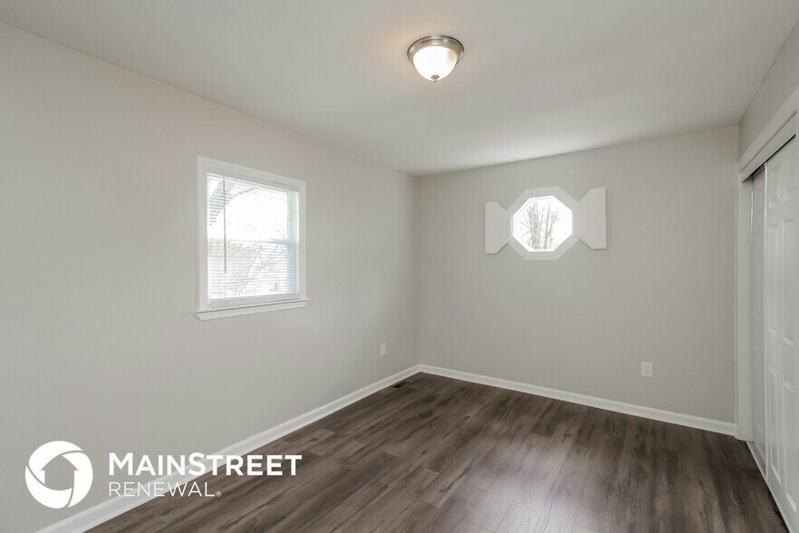 Building Photo - 179 Hazelton Loop