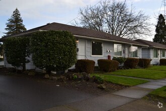 Building Photo - valwil01-02 - 310-314 McNary Ave NW