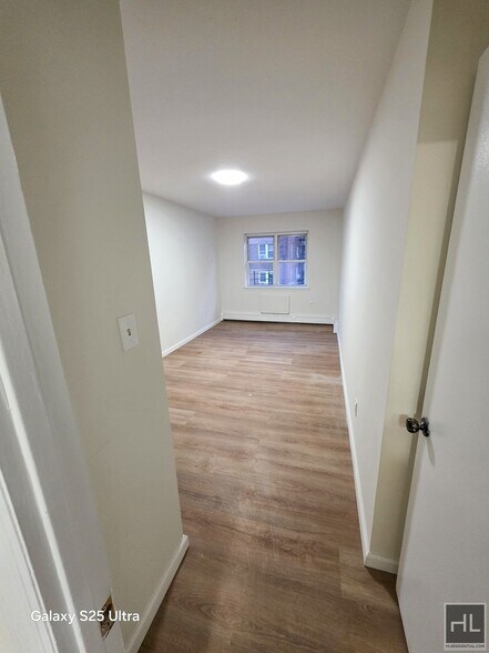 Building Photo - 72 DRIVE