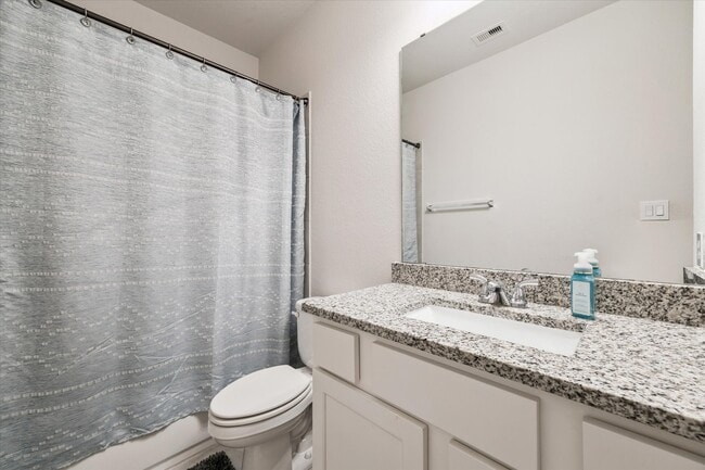 Building Photo - 1307 Hackberry Heights Dr