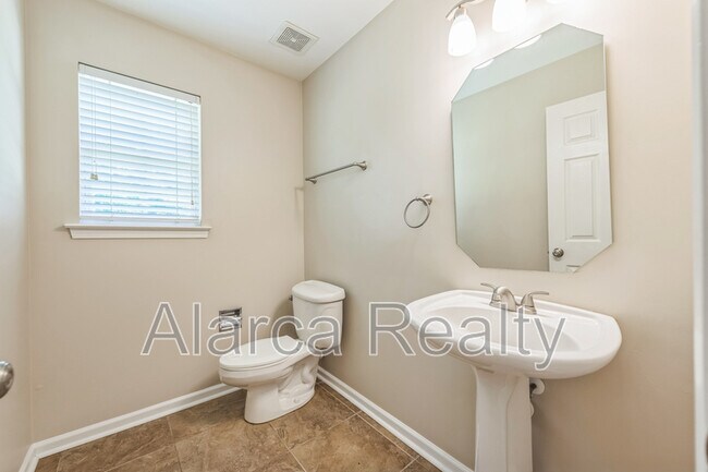 Building Photo - 6106 Greengate Ln