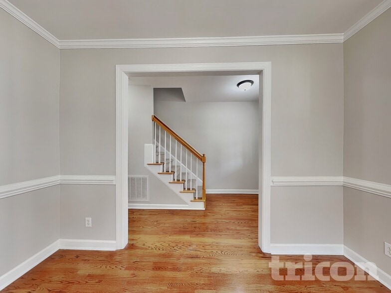 Building Photo - 10301 Sorrills Creek Ln