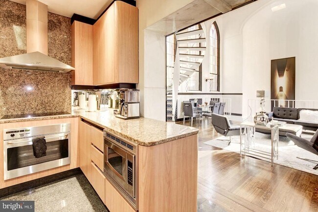 Building Photo - 1715 15th St NW