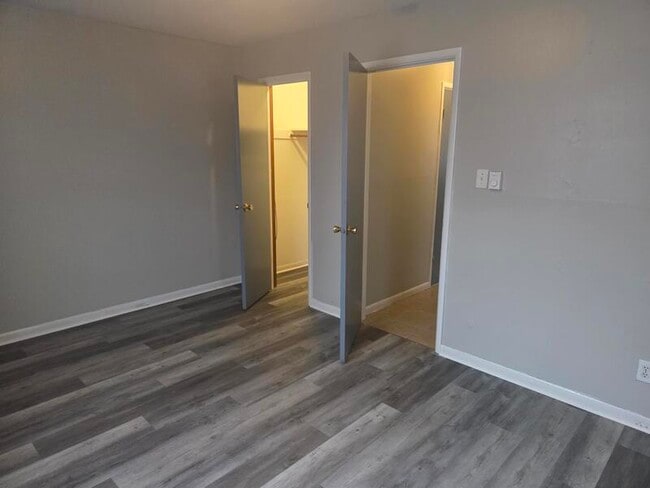 Building Photo - 2826 S Pennsylvania St