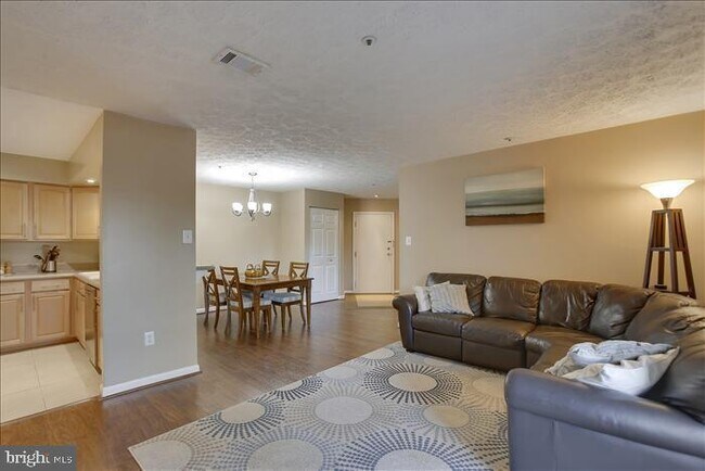 Building Photo - 12221 Eagles Nest Ct