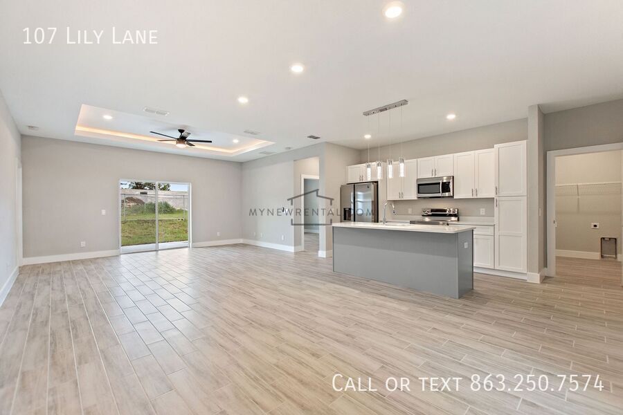 Building Photo - 107 Lily Ln