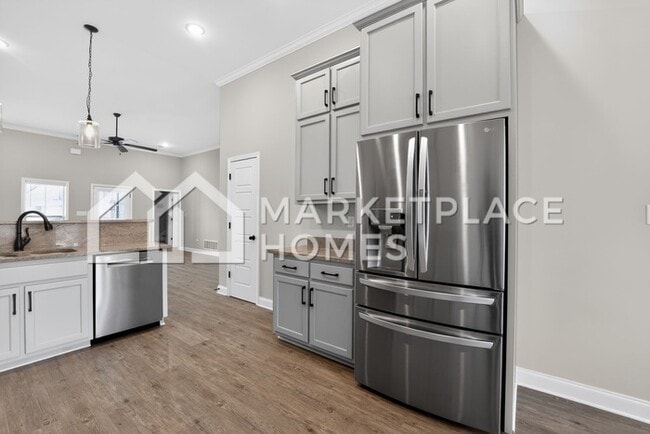 Building Photo - 5185 Watson Vw Dr