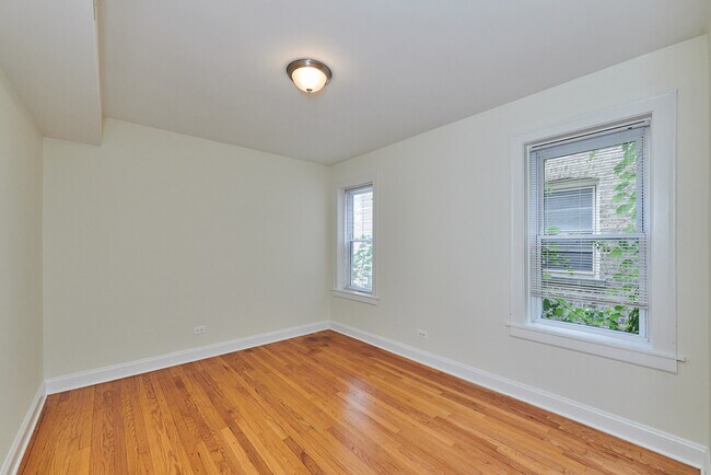 Building Photo - 6330 N Rockwell St