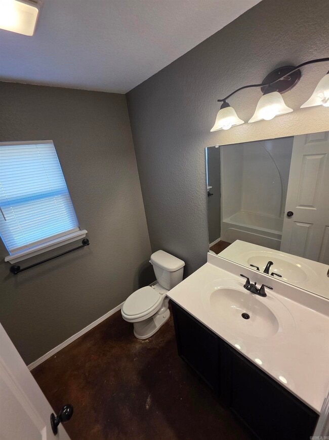 Building Photo - 3209 Miracle Heights Ct