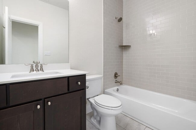 Building Photo - 2304 Arroyo Grande