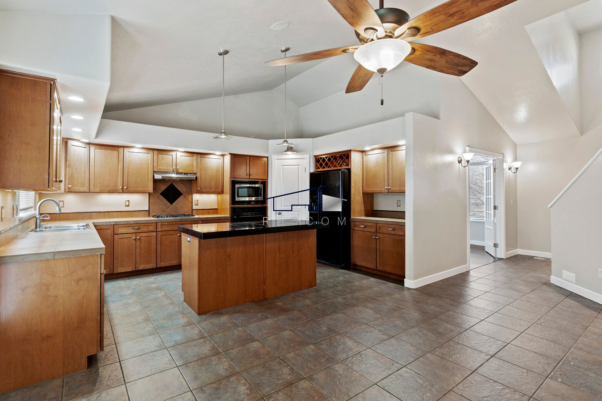 Building Photo - 2368 N 650 E